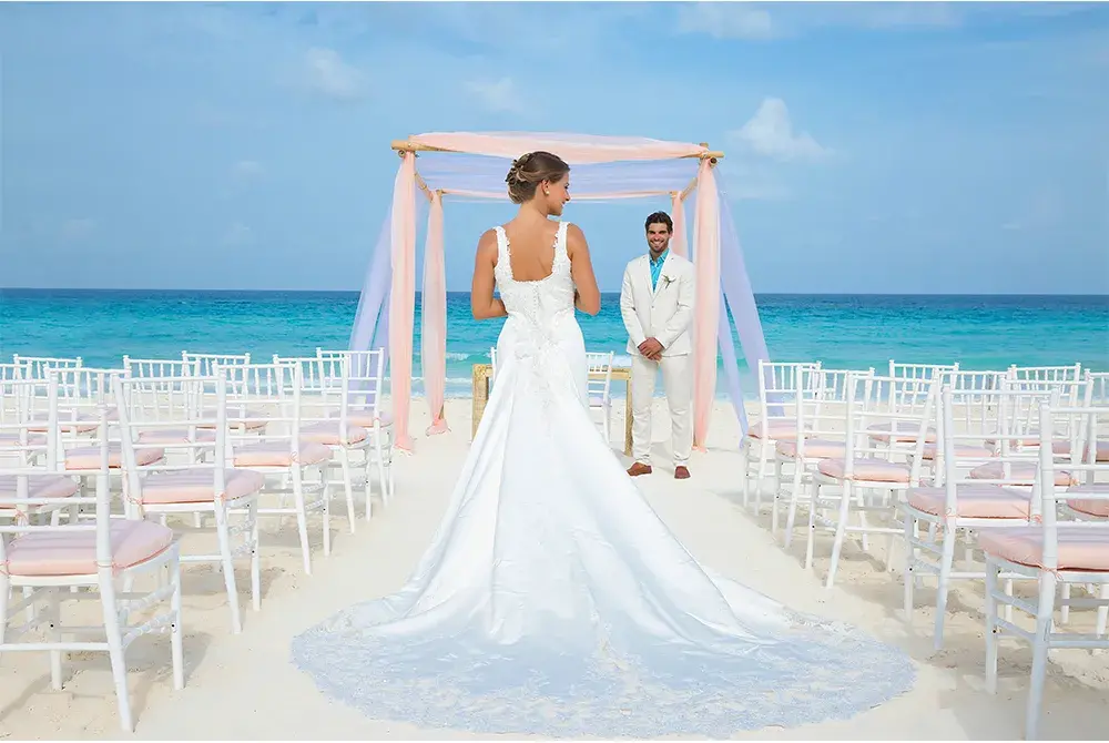 Bride-in-wedding-dress-on-the-beach